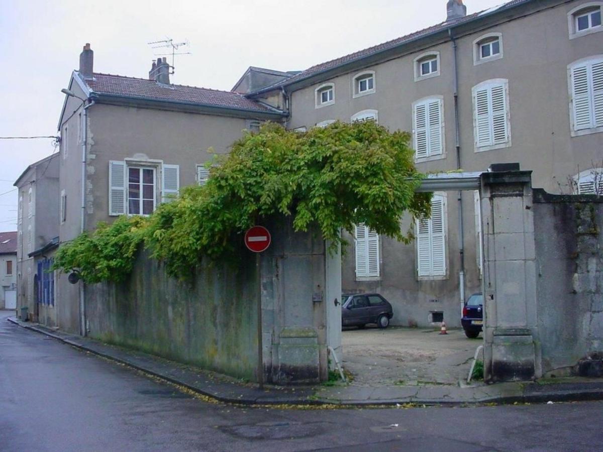 Appartement Historique Au Centre De Toul, Proche Cathedrale, Tous Services Inclus - Fr-1-584-74 Екстериор снимка